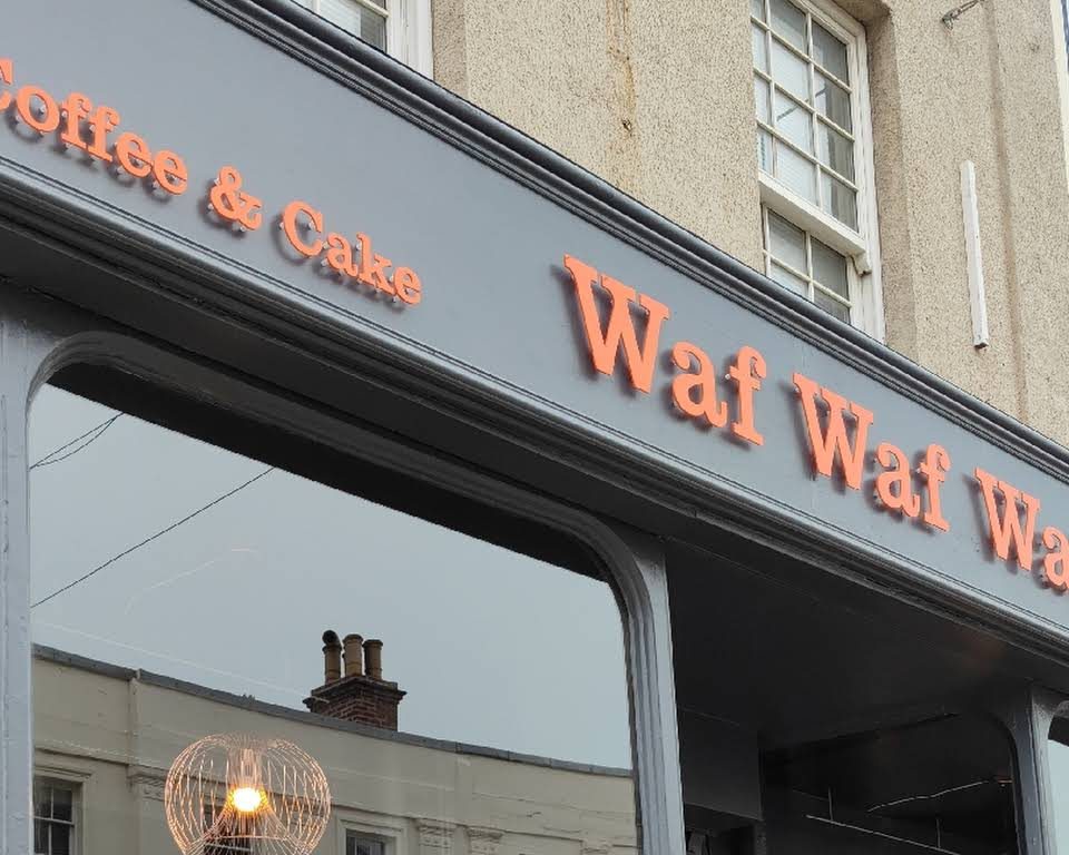 Waf Waf Waffle